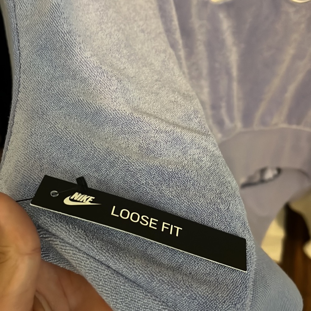 nike pullover - Picture 3 of 3